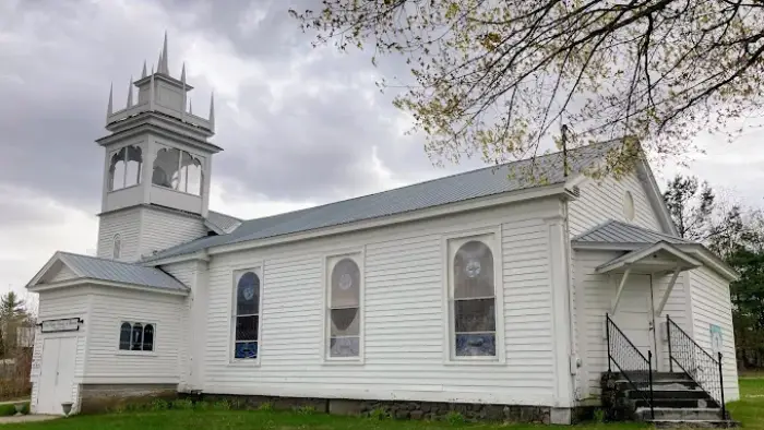 White exterior of the Minerva Baptist Church