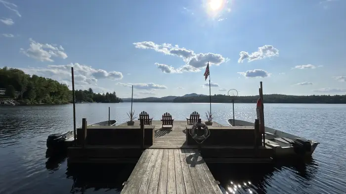 Long dock with landing at Paddlers Rest