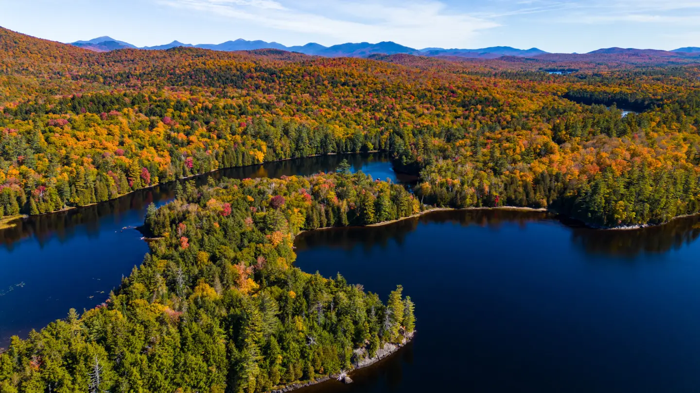 25 Must-Do Fall Adventures in the Adirondack Hub