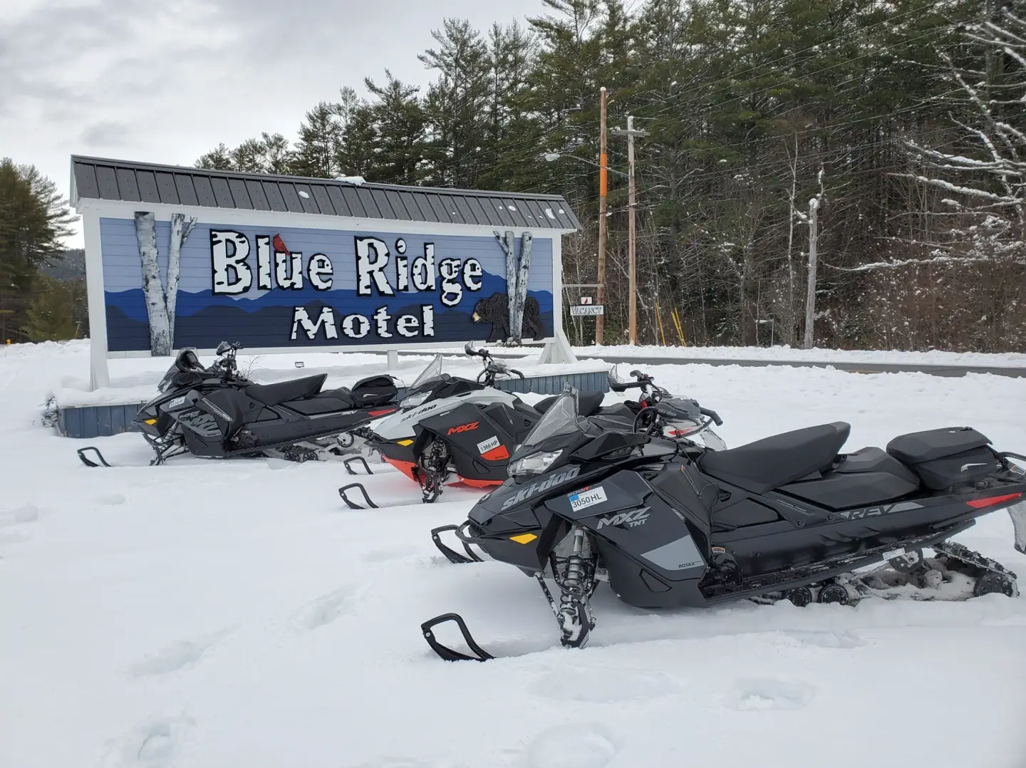 Blue Ridge Motel: Your Adirondack Haven for Adventure and Comfort